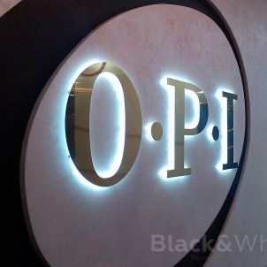 Вывеска для компании OPI