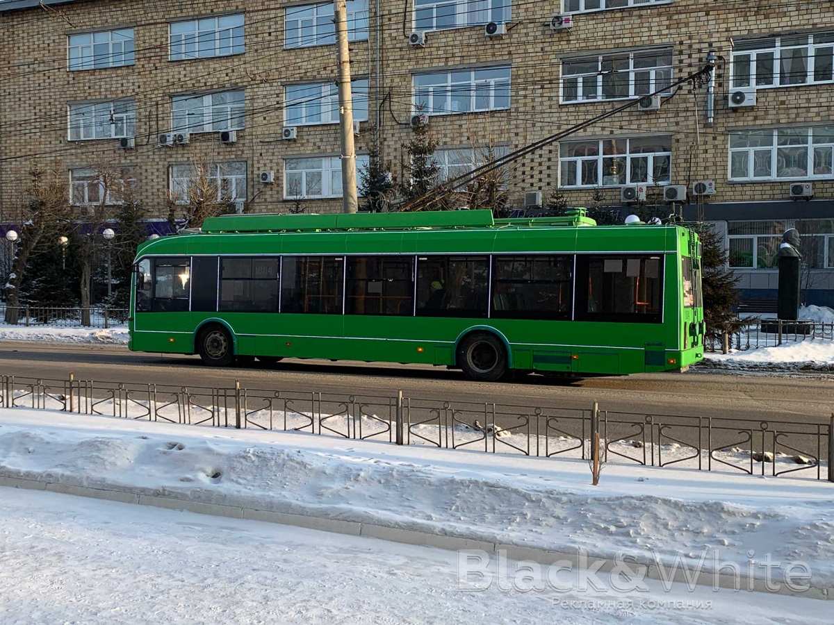 праздничная-подсветка-автобуса-транспорта-в-Красноярске.jpg